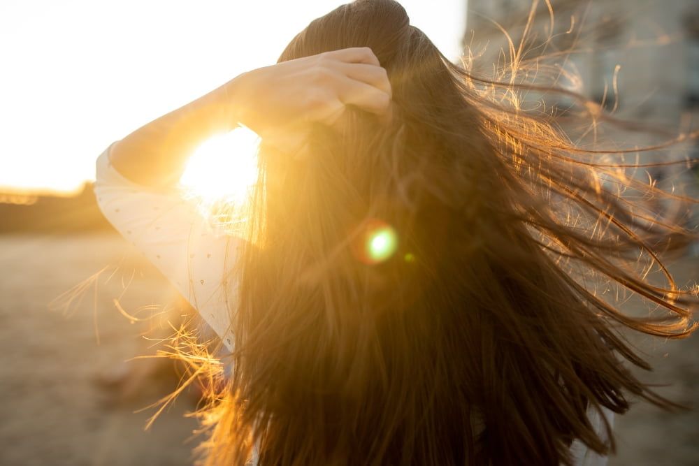 Sonnenschutz und Pflege für die Haare