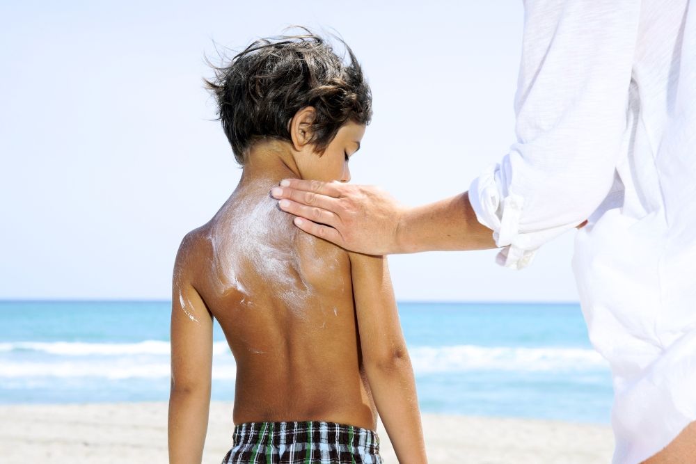 Children's Skin and Sun: Bad Combination