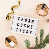 Prírodné vegánske produkty - nápady na vianočný darček