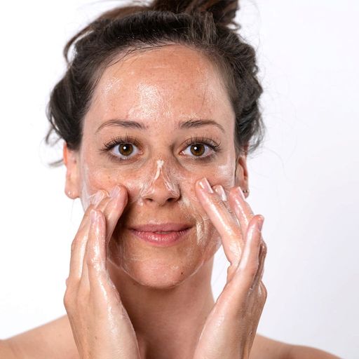 Hemptouch Purifying Face Cleanser - 100 ml
