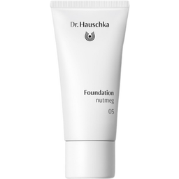 Dr. Hauschka Foundation - 05 nutmeg