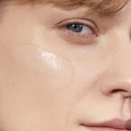 MÁDARA Organic Skincare SKINONYM Semi-Matte Peptide Foundation - 15 Stone