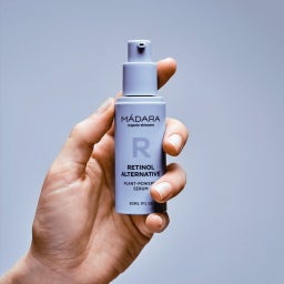 MÁDARA Organic Skincare RETINOL ALTERNATIVE Plant-Powered szérum - 30 ml
