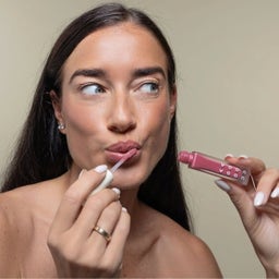 UOGA UOGA Lip Gloss - Neonberry