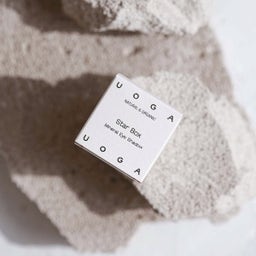 UOGA UOGA Natural Eye Shadow with Amber - Star Box