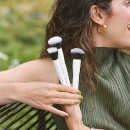 UOGA UOGA Foundation Brush - 1 ks