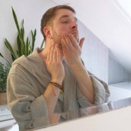 Tělový peeling s příchutí cukrového jablka - 140 g