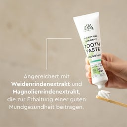 URTEKRAM Strong Mint Sensitive Toothpaste - 75 ml