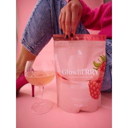 Carnium Botanicals GlowBERRY kolagenska malinova limonada - 450 g