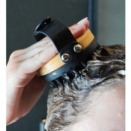 lotta curls Brosse à Shampoing & Cuir Chevelu - 1 pcs