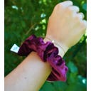 lotta curls Zipper Scrunchie - Berry