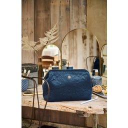 Cosmetic Bag Cooper Velvet Quilty Days, extra large - Blue