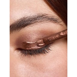 UND GRETEL GLANZ Liquid Eye Shadow - Mocca Muse