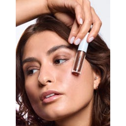 UND GRETEL GLANZ Liquid Eye Shadow - Mocca Muse