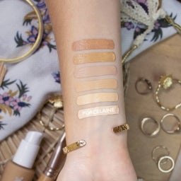 boho Foundation fluid - 01 Porcelaine