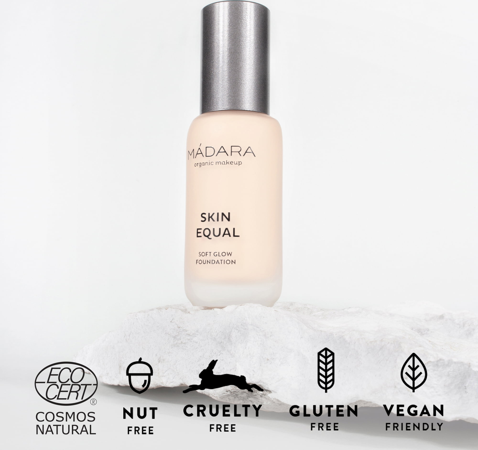MÁDARA Organic Skincare Skin Equal Foundation - 10 Porcelain