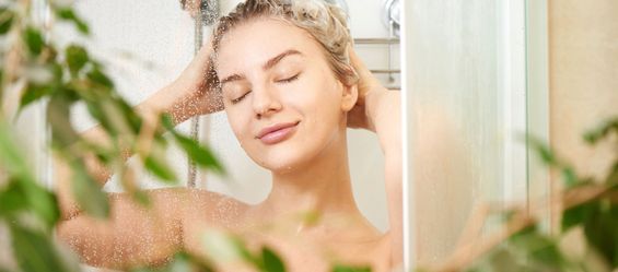 Debunking 6 Myths About Shampooing